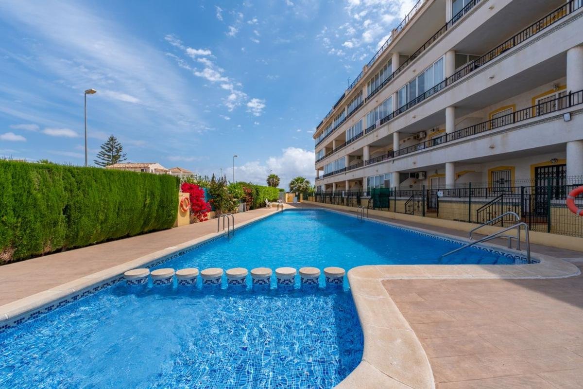 property-534766-2-medium Piso en Residencial La Mirada Calle Naval 2 apt 69 Orihuela Costa 03189 Alicante Spain, Playa Flamenca, Orihuela