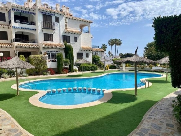 Piso en Cabo Roig, Orihuela