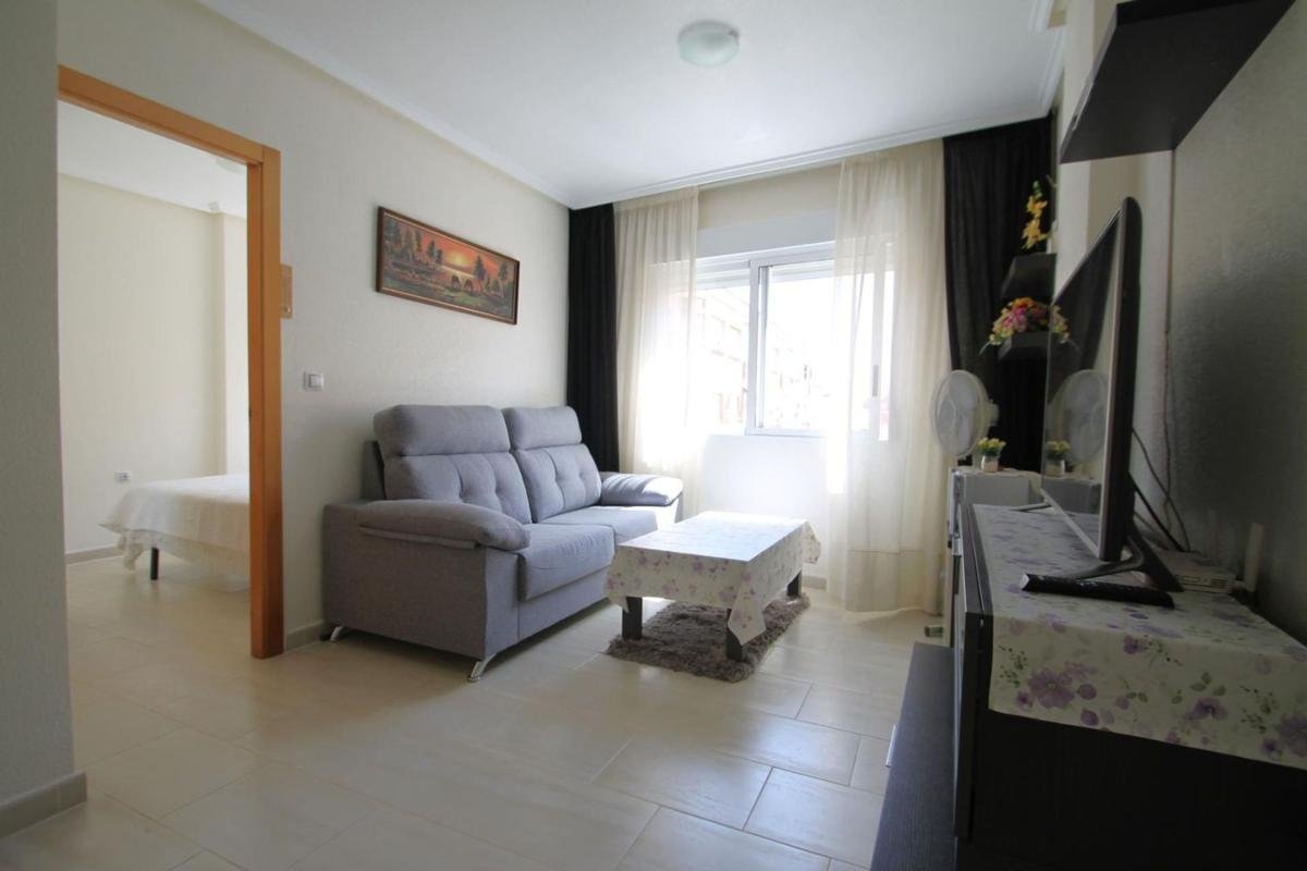Piso en Calle Maldonado, 49, El Molino, Torrevieja