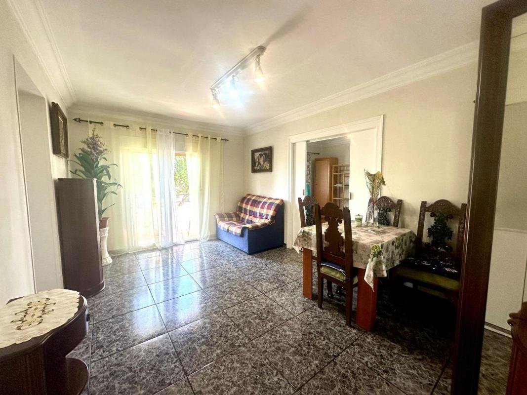 Piso en Plaza de las Escuelas, Virgen del Remedio – Parque lo Morant, Alicante / Alacant