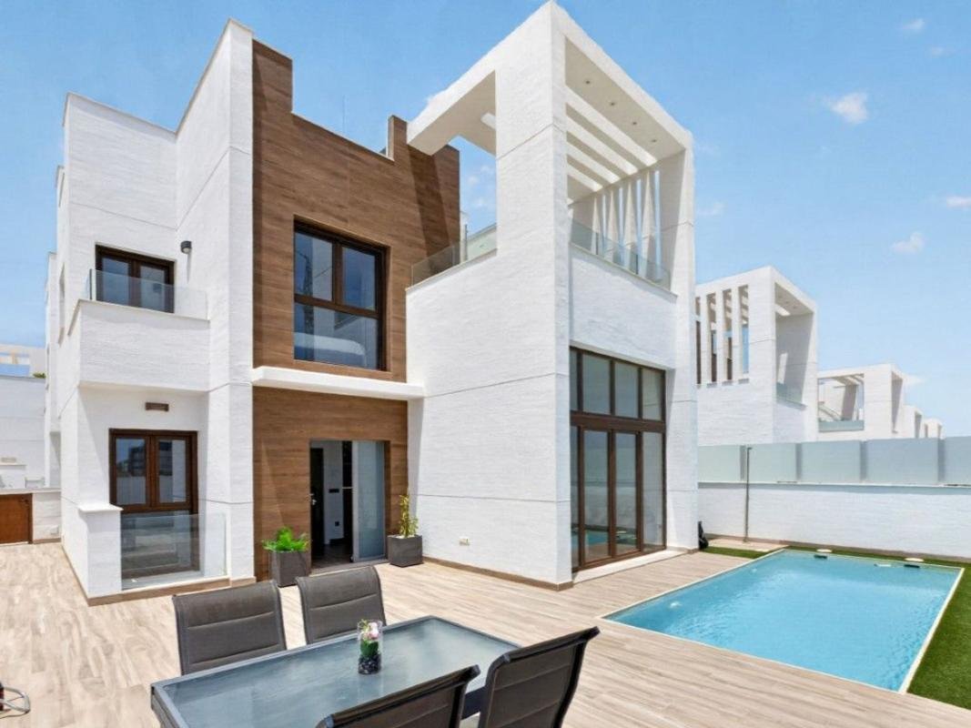 Casa o chalet independiente en Calle Calpe, 20, Los Balcones – Los Altos del Edén, Torrevieja