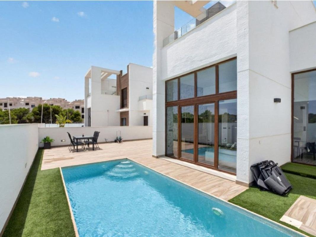 Casa o chalet independiente en Calle Calpe, 20, Los Balcones – Los Altos del Edén, Torrevieja