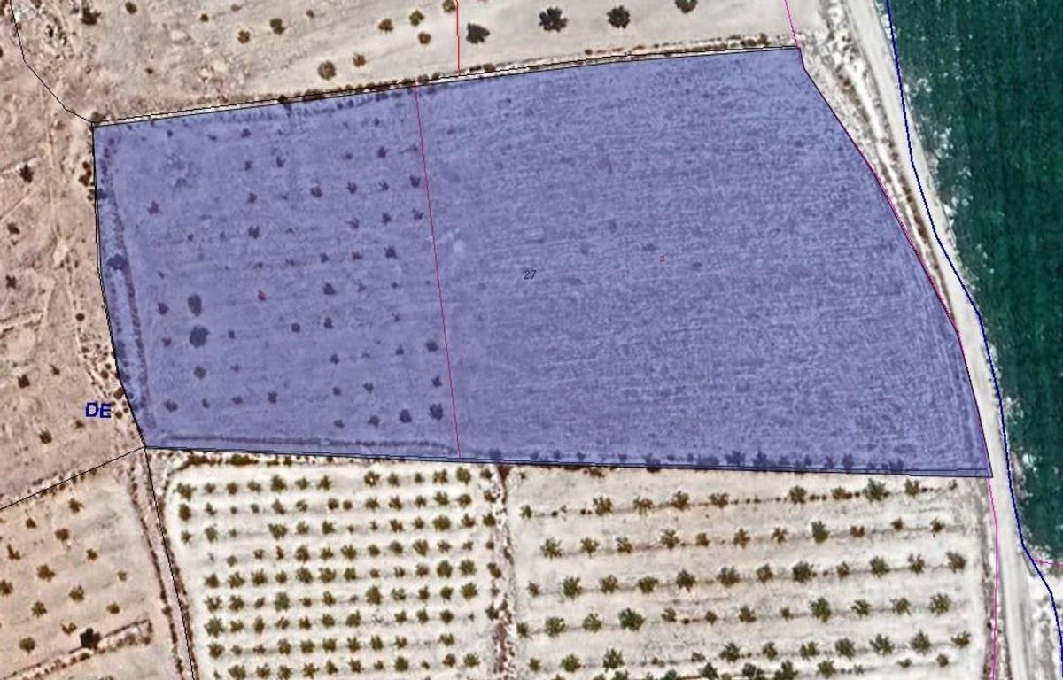 property-547913-1-medium Terreno en Pinoso