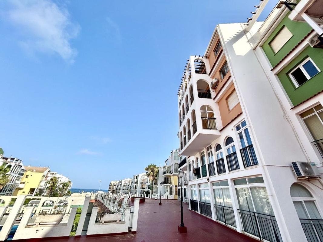 Piso en Eliseos Playas II Avenida de Don Juan de Austria Bloque 2 Planta 3 Apt 12 Torrevieja 03185 Alicante Spain, La Veleta, Torrevieja