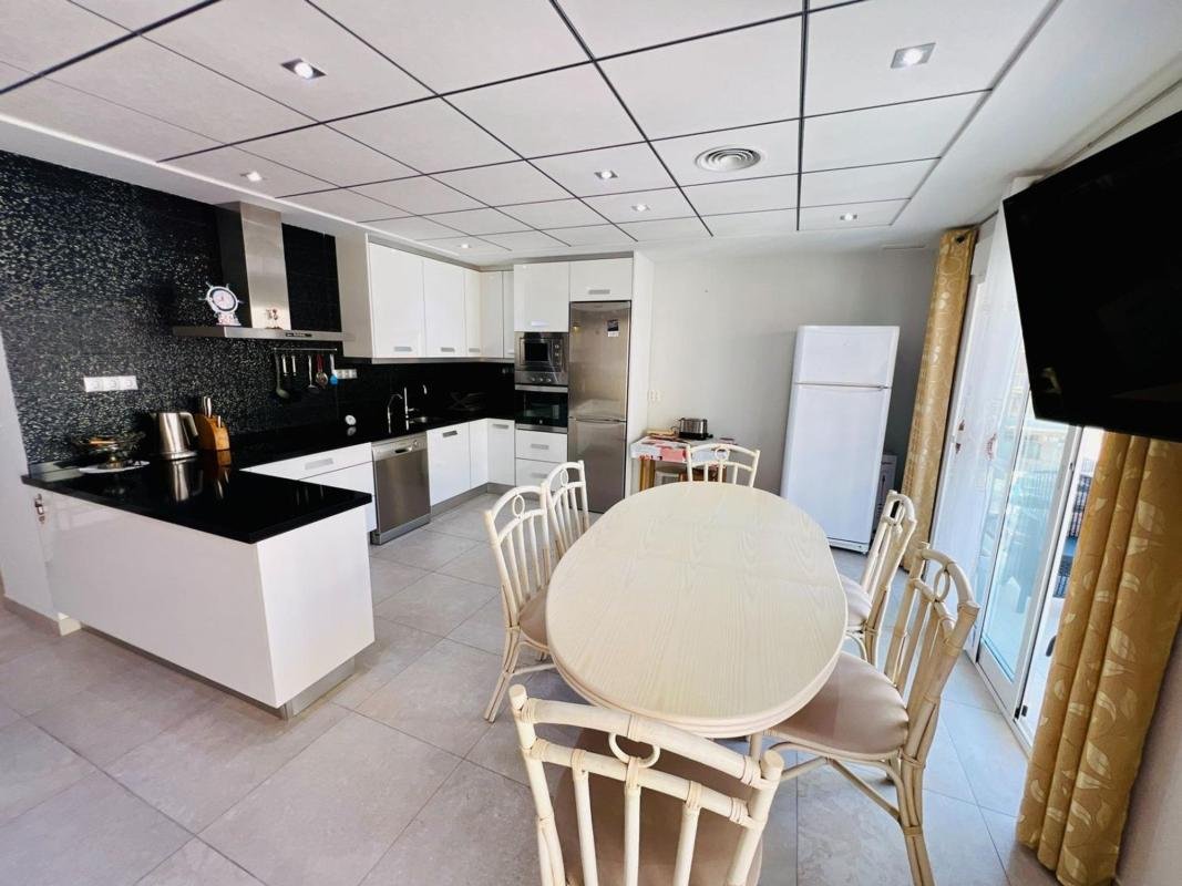 property-550250-2-medium Piso en Calle Caballero de Rodas, 144, Playa del Cura, Torrevieja