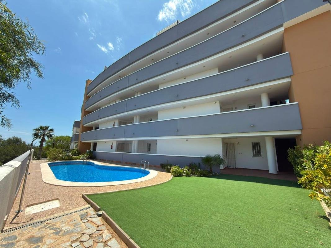 property-550254-3-medium Piso en Calle del Mar, Aguamarina, Orihuela