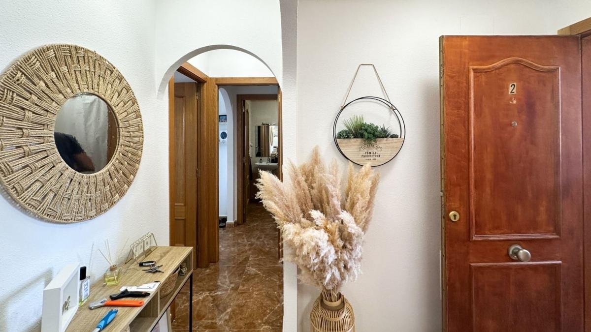 property-556744-1-medium Piso en Puerto Deportivo, Guardamar del Segura