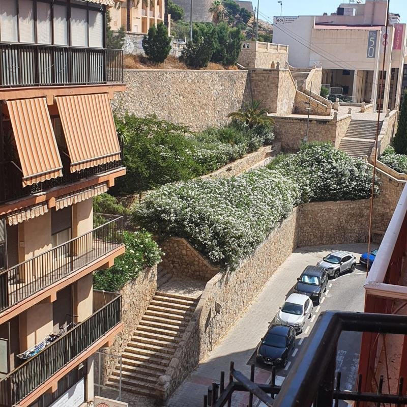 property-557228-2-medium Piso en Plaza General Mancha, 6, Ensanche-Diputación, Alicante / Alacant