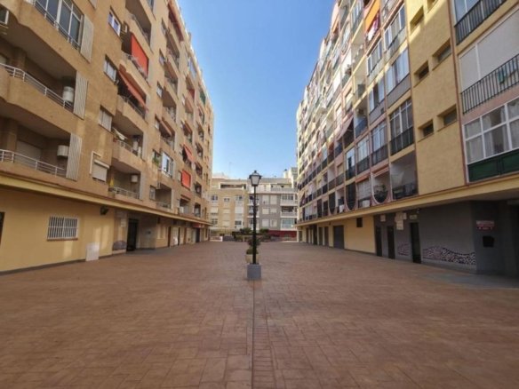 Piso en Calle la Loma, Avenida Habaneras – Curva de Palangre, Torrevieja