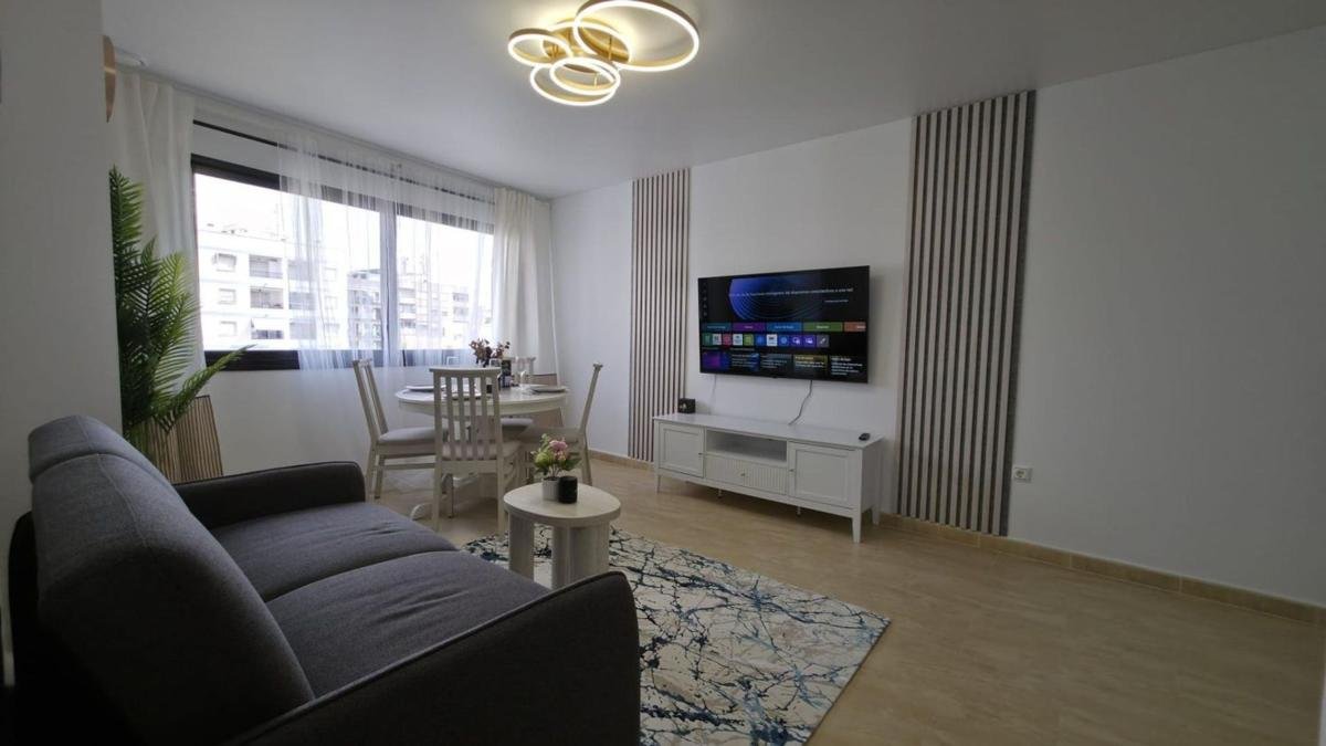 property-560106-1-medium Piso en Centro – Muelle Pesquero, Torrevieja