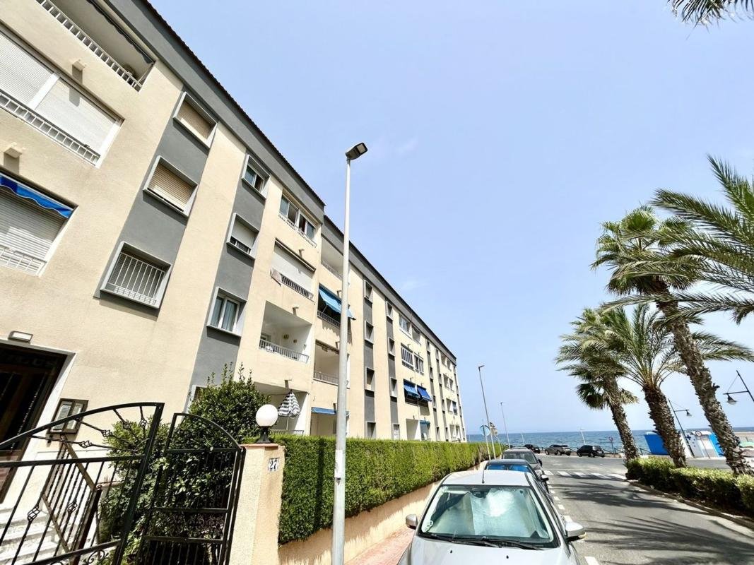 property-565397-2-medium Piso en Punta Prima, Orihuela