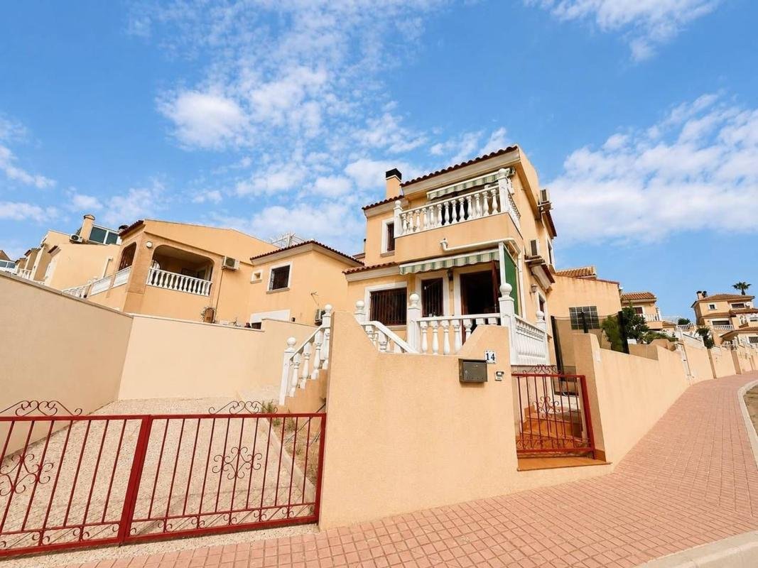 property-565398-1-medium Casa o chalet en Villamartín, Orihuela
