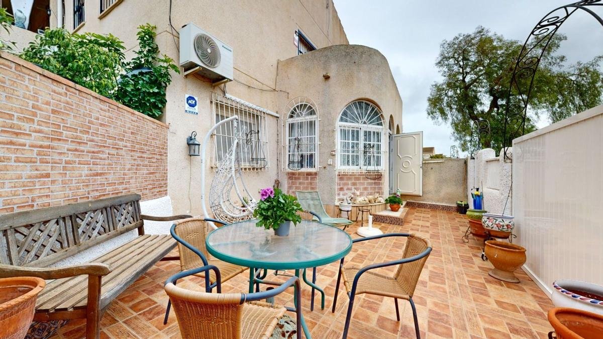 Chalet adosado en Calle Zeus, Los Narejos-Punta Calera, Los Alcázares