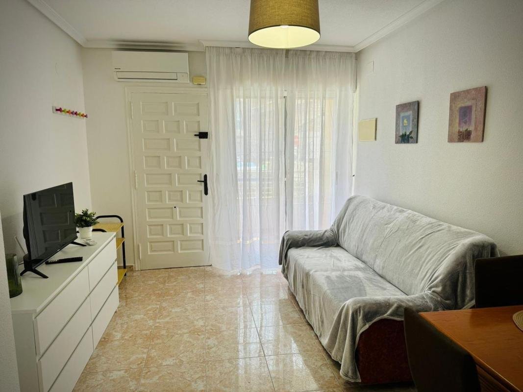property-566605-1-medium Piso en Calle Manuel Galián, Avenida Habaneras – Curva de Palangre, Torrevieja