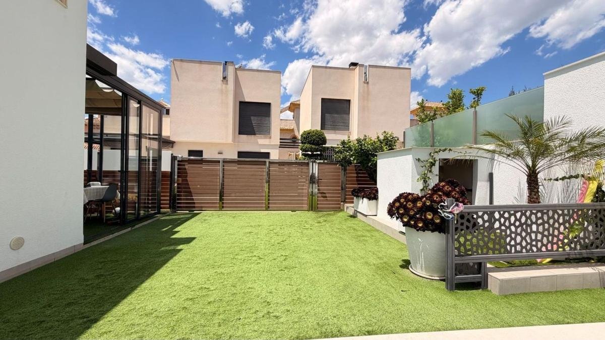 Casa o chalet independiente en Calle Maria San Gil Noain, Parque Acuático – Sector 25, Torrevieja
