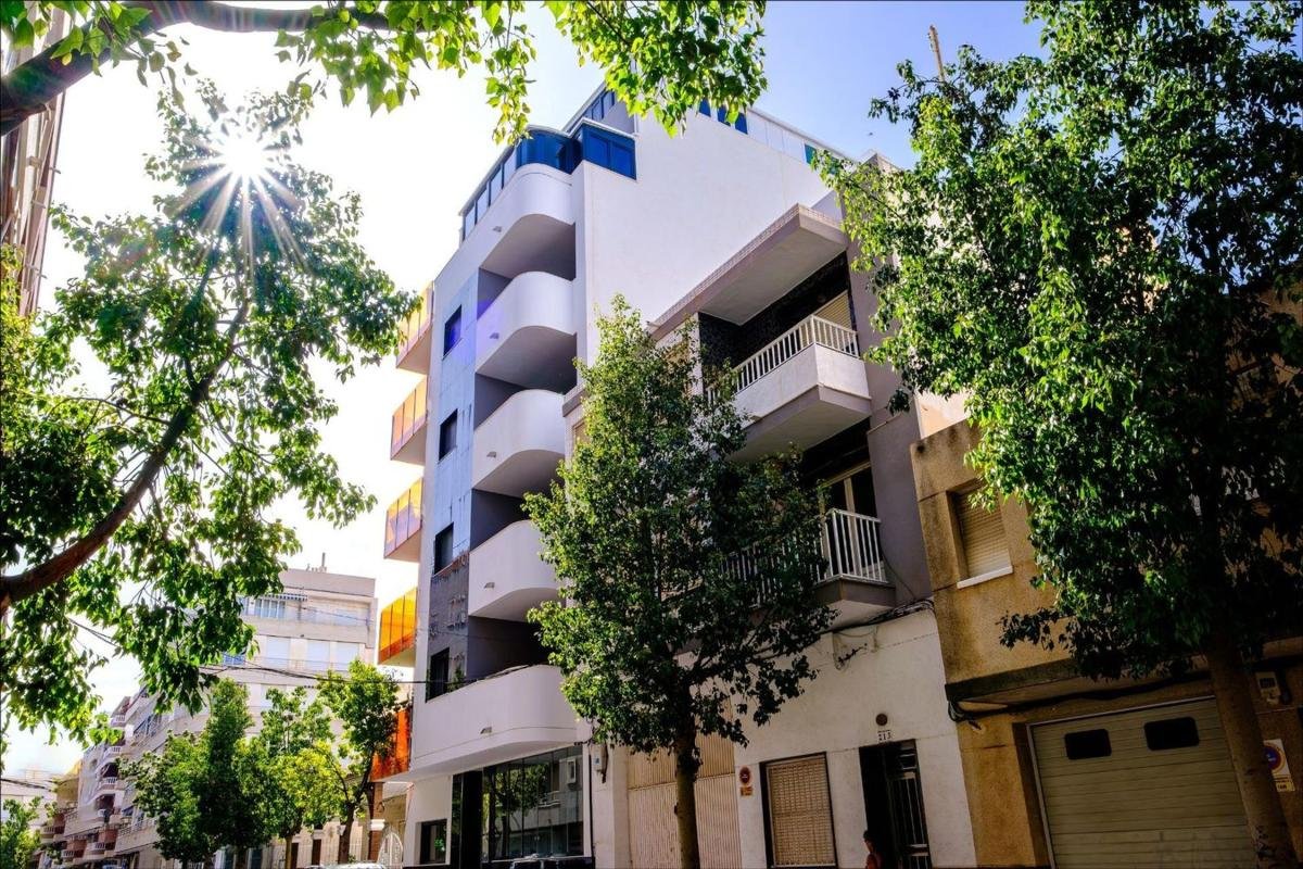 property-566933-2-medium Dúplex en Calle Ramón Gallud, Playa del Cura, Torrevieja