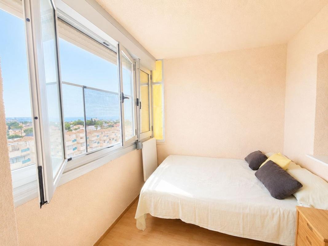 property-568531-11-medium Piso en La Zenia, Orihuela