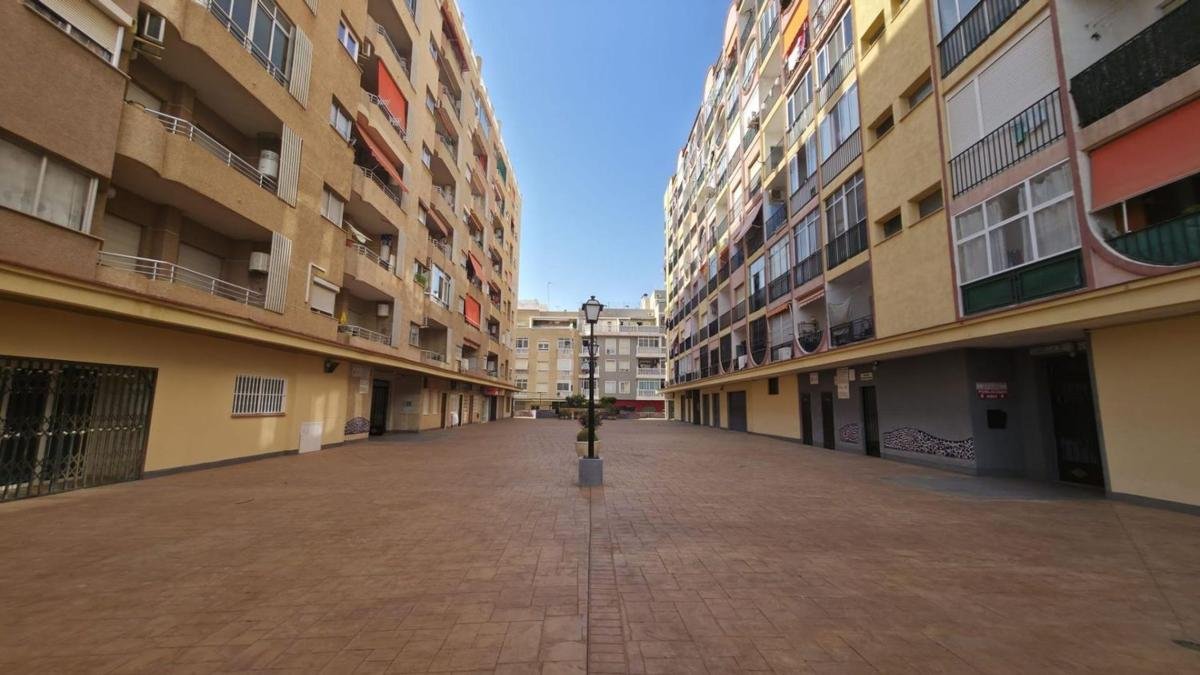 Estudio en Calle la Loma, Avenida Habaneras – Curva de Palangre, Torrevieja