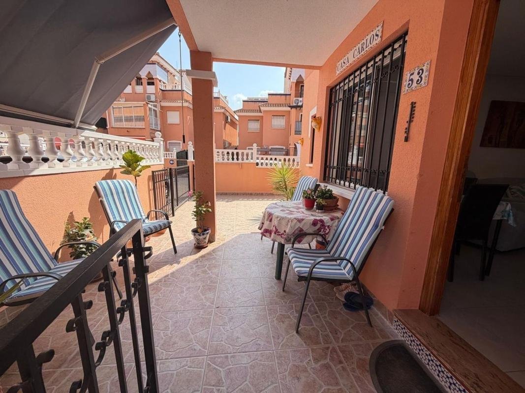property-575582-2-medium Casa o chalet independiente en Plaza J-1 p Flamenca Norte, Playa Flamenca, Orihuela