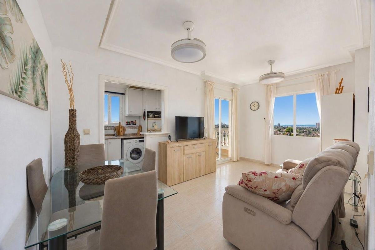 property-577053-1-medium Piso en Calle Marcelina, Nueva Torrevieja, Torrevieja