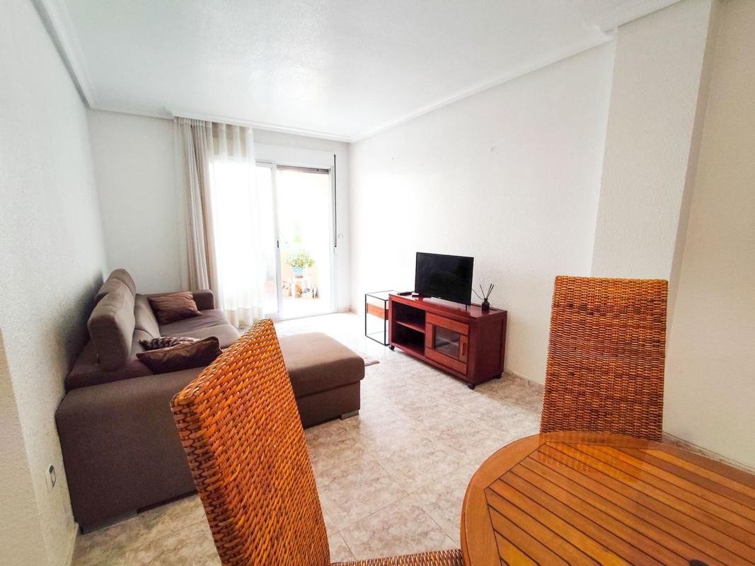 property-577676-2-medium Piso en Guardamar Playa, Guardamar del Segura