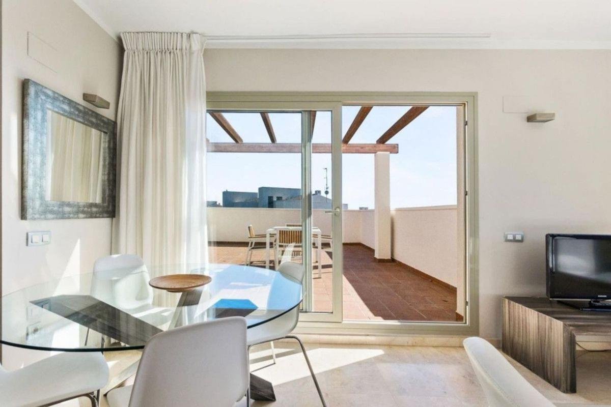 property-578652-11-medium Piso en Las Colinas Golf, Orihuela