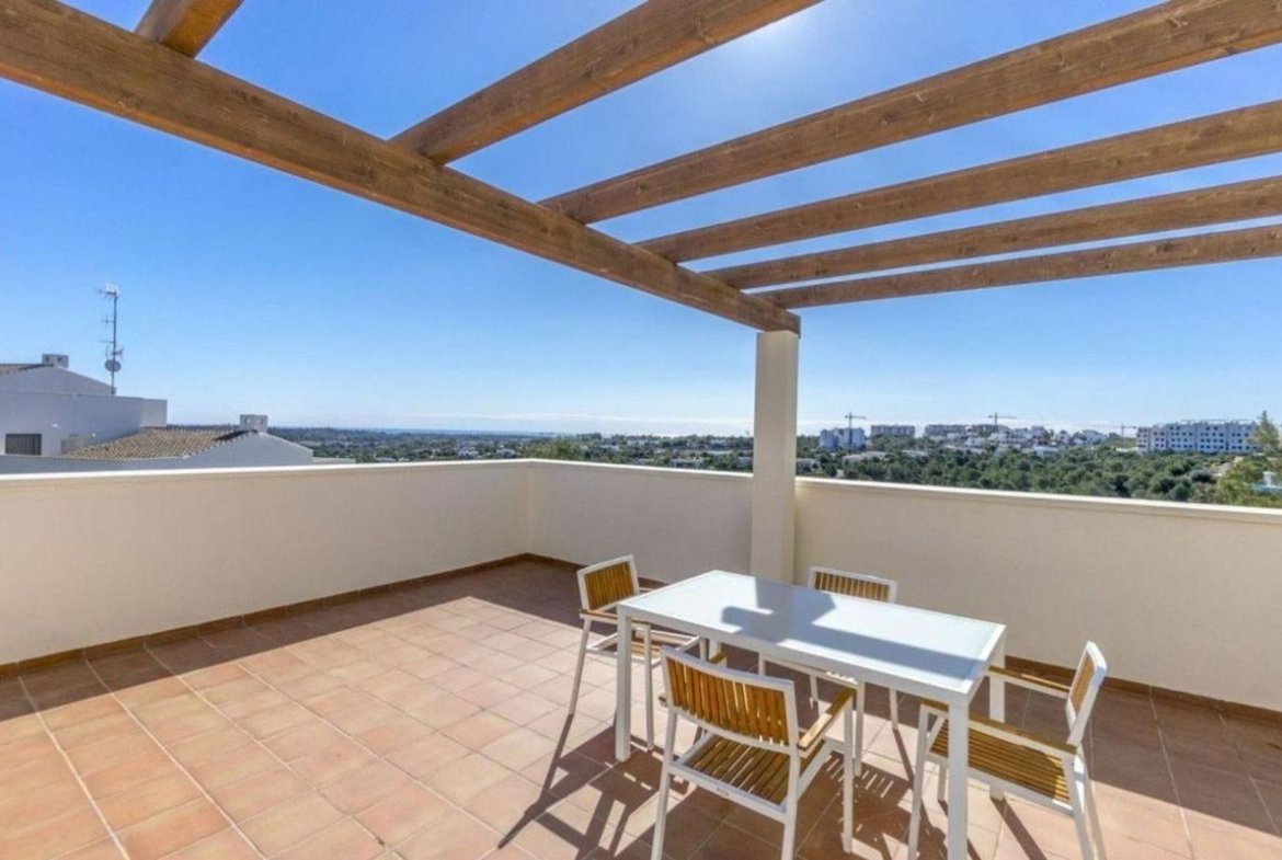 Piso en Las Colinas Golf, Orihuela