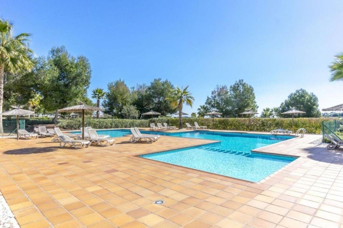 property-578652-24-medium Piso en Las Colinas Golf, Orihuela