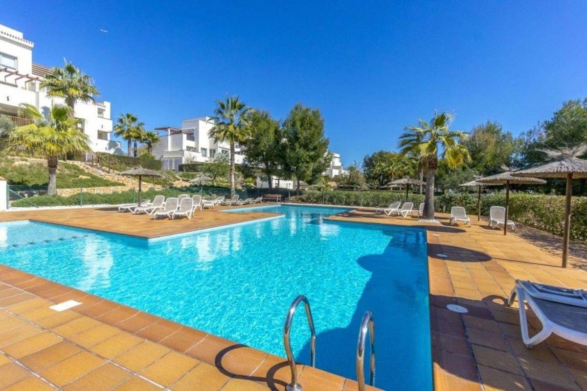 property-578652-25-medium Piso en Las Colinas Golf, Orihuela