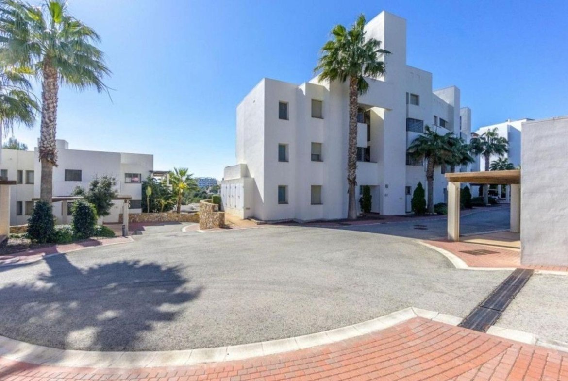 Piso en Las Colinas Golf, Orihuela