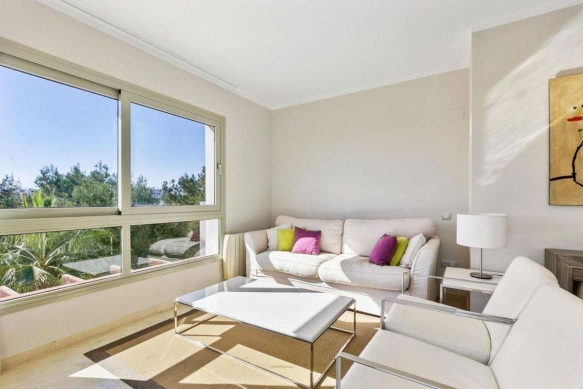 property-578652-9-medium Piso en Las Colinas Golf, Orihuela