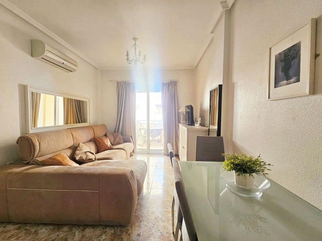 property-579147-10-medium Piso en Aguamarina, Orihuela