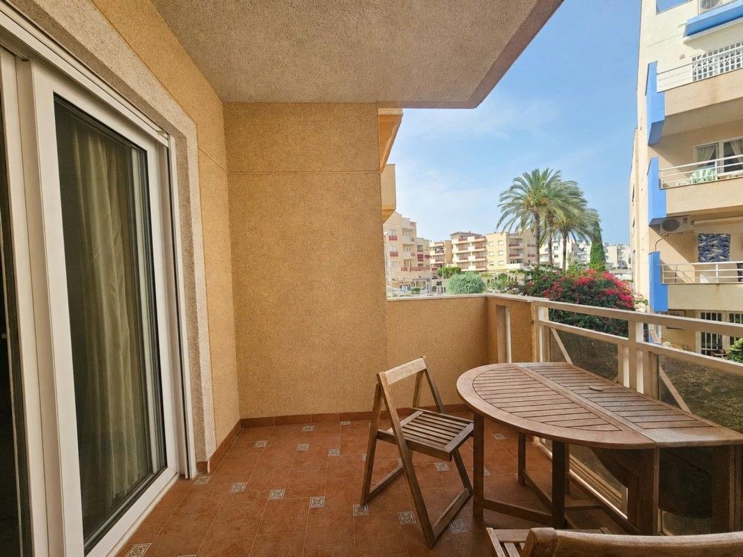property-579147-12-medium Piso en Aguamarina, Orihuela