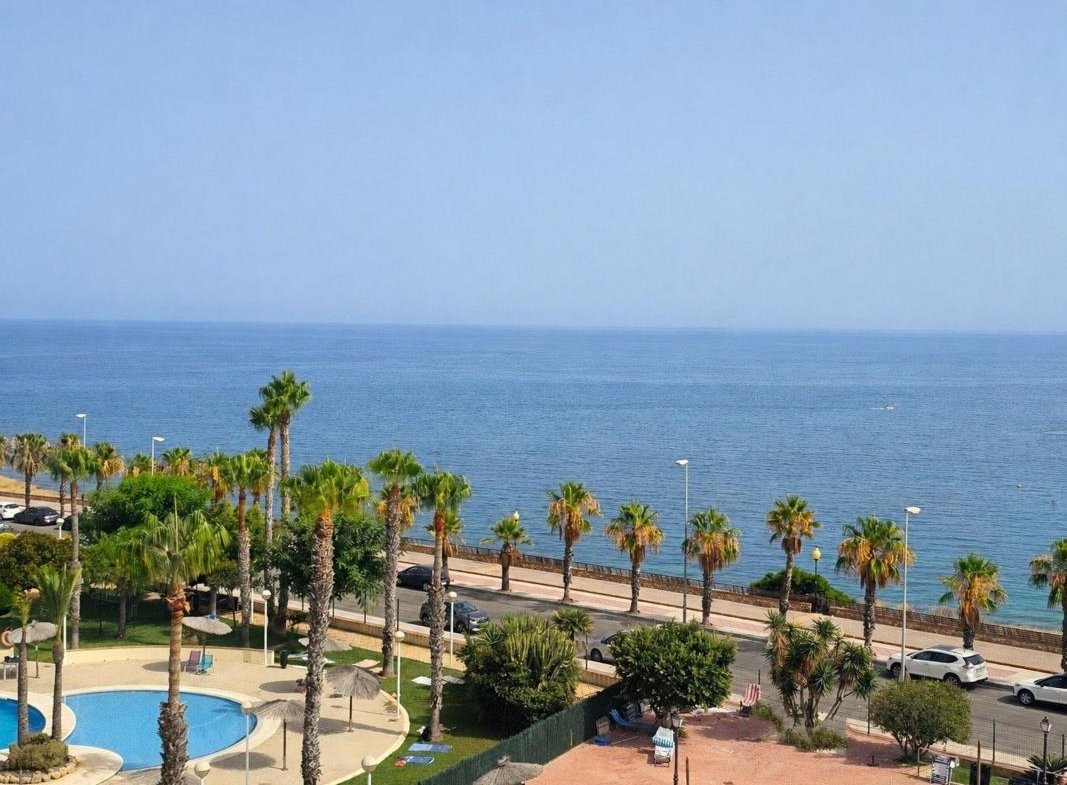 Piso en Aguamarina, Orihuela