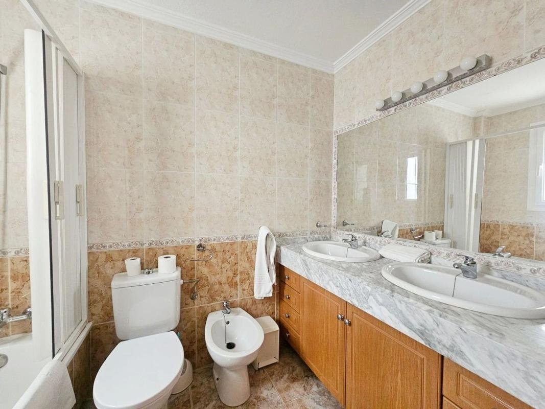 property-579147-6-medium Piso en Aguamarina, Orihuela