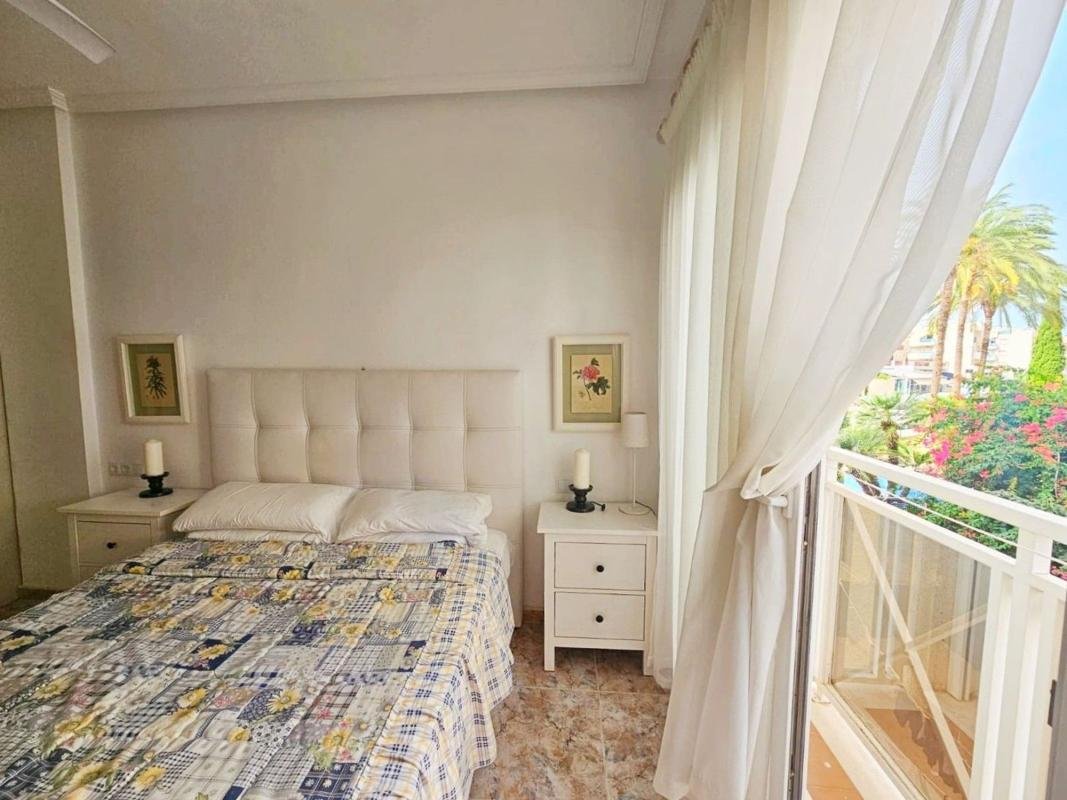 property-579147-7-medium Piso en Aguamarina, Orihuela