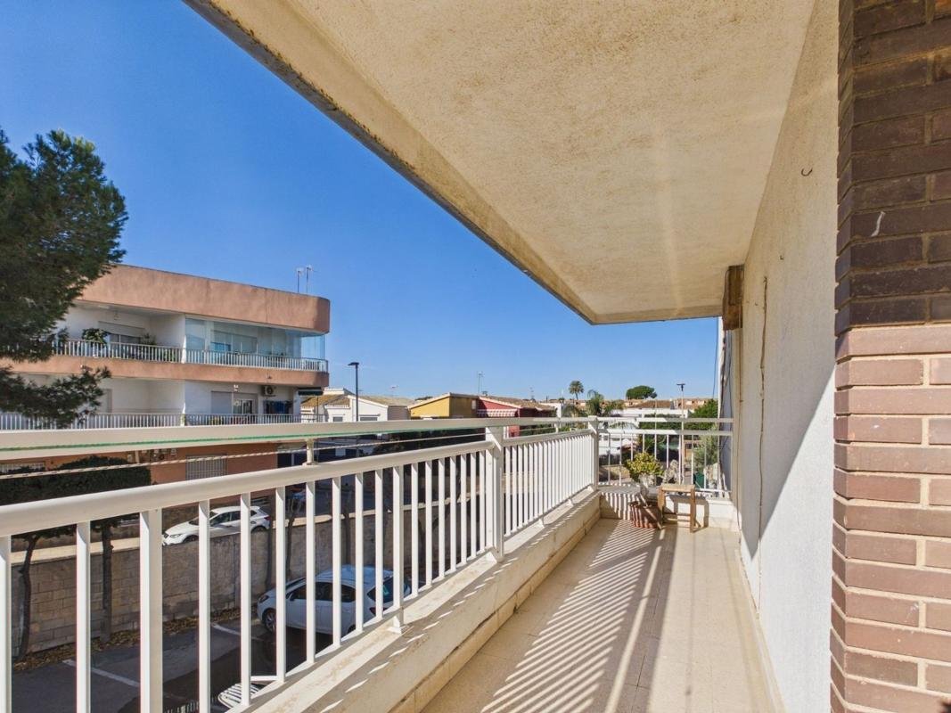property-583435-4-medium Piso en Avenida de la Libertad, Los Alcázares, Los Alcázares