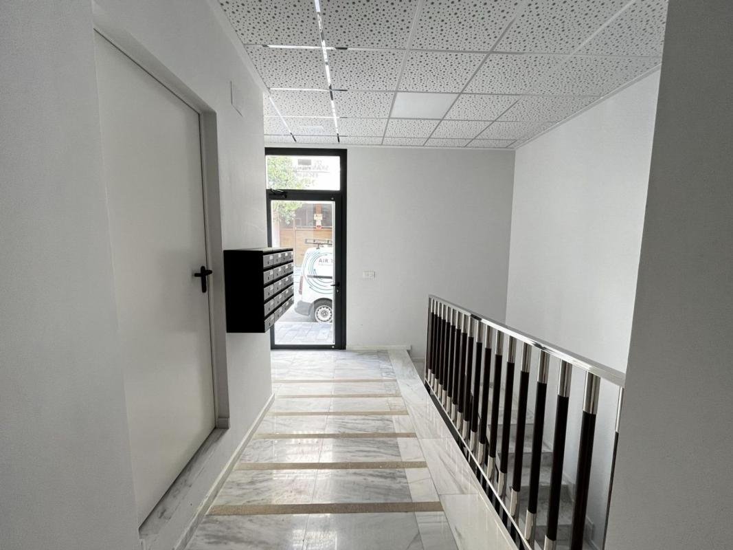 property-586511-24-medium Piso en Calle Ramón Gallud, 148, Las Piscinas Naturales, Torrevieja