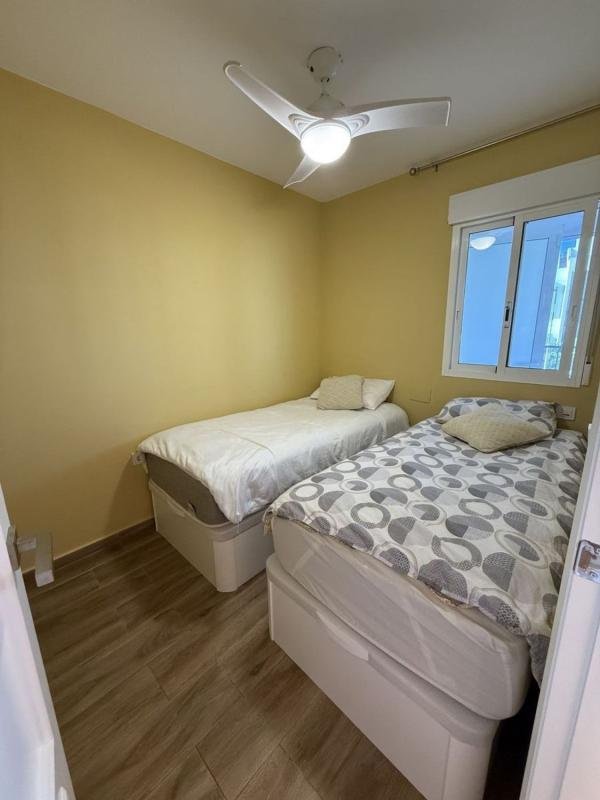 property-586707-9-medium Piso en Zeniamar, Orihuela