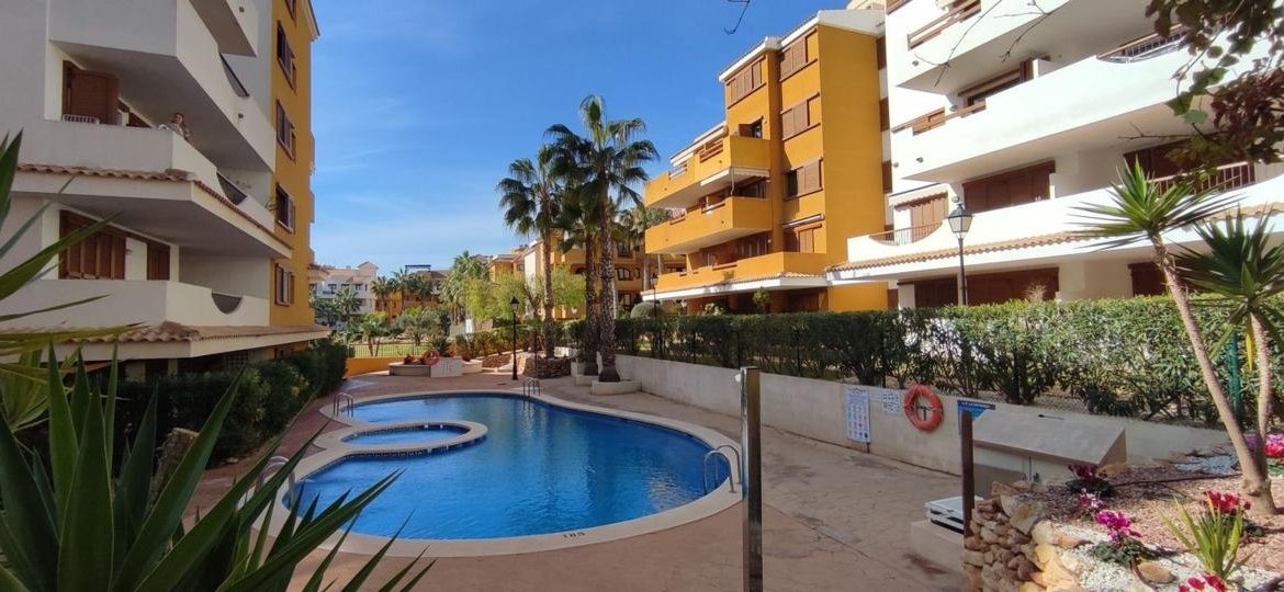 Piso en Avenida de las Olas s/n, Punta Prima, Torrevieja