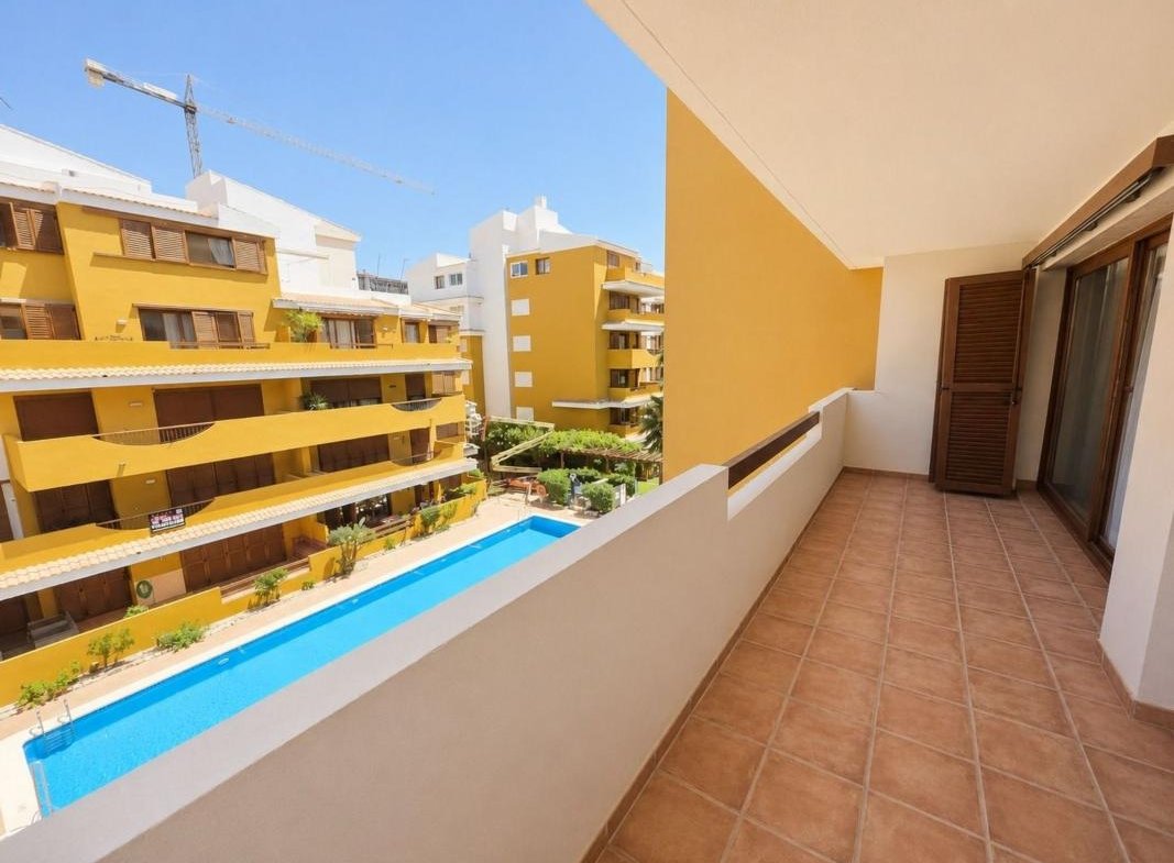 Piso en Avenida de las Olas s/n, Punta Prima, Torrevieja