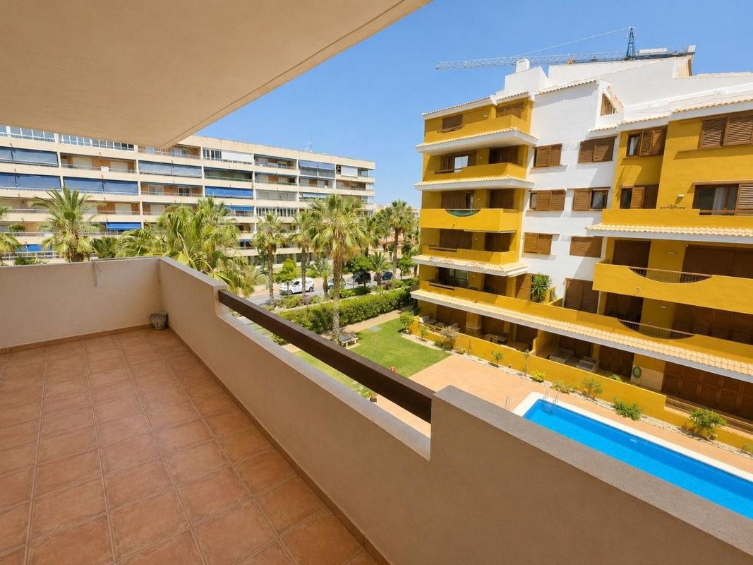 property-586999-5-medium Piso en Avenida de las Olas s/n, Punta Prima, Torrevieja
